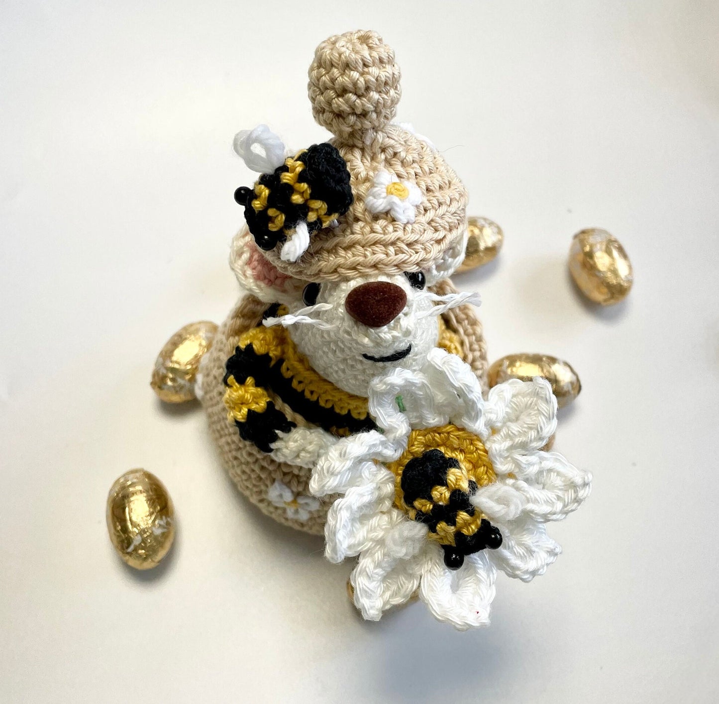 Boo, Honey Mouse Edition! Complete Amigurumi Crochet Kit featuring Boo, her Honey Pot, Daisy & Bees. Spring Gift!