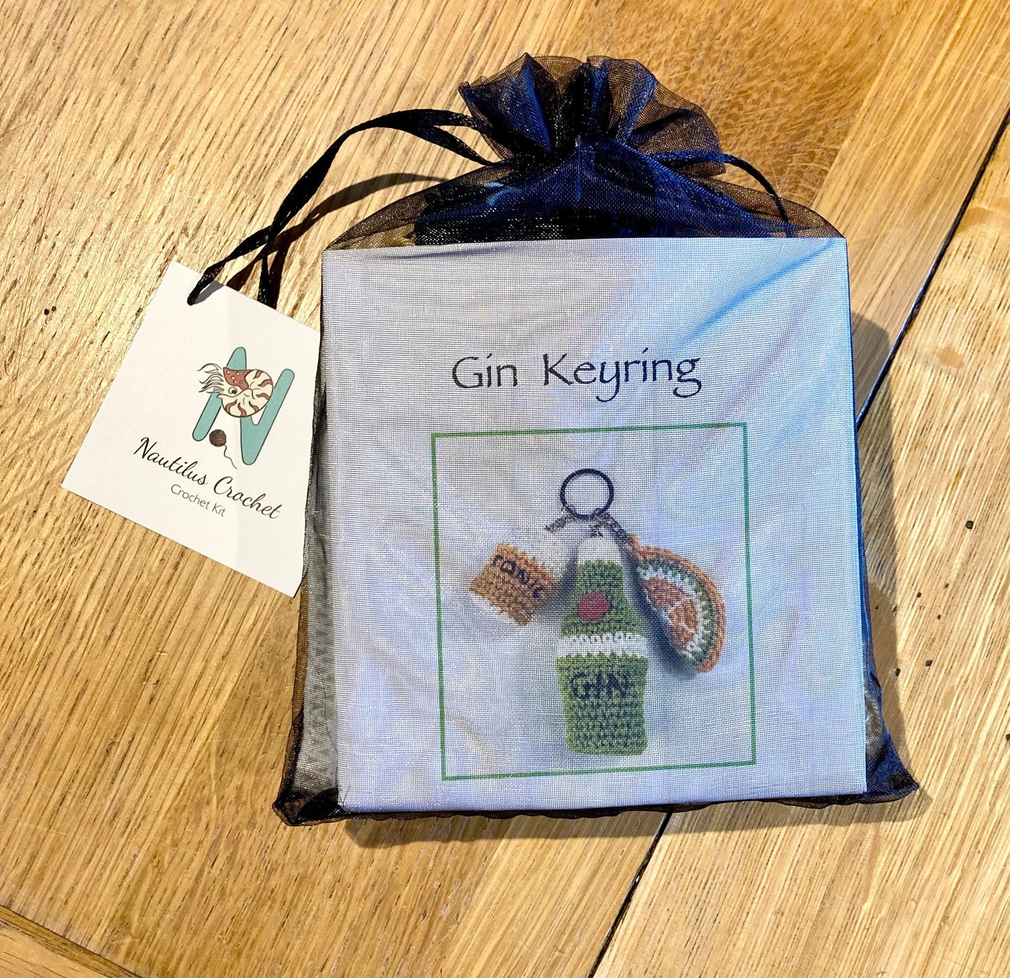 GIN & TONIC inspired keyring! Gin, Tonic and a Slice! Full kit with luxury British yarns.