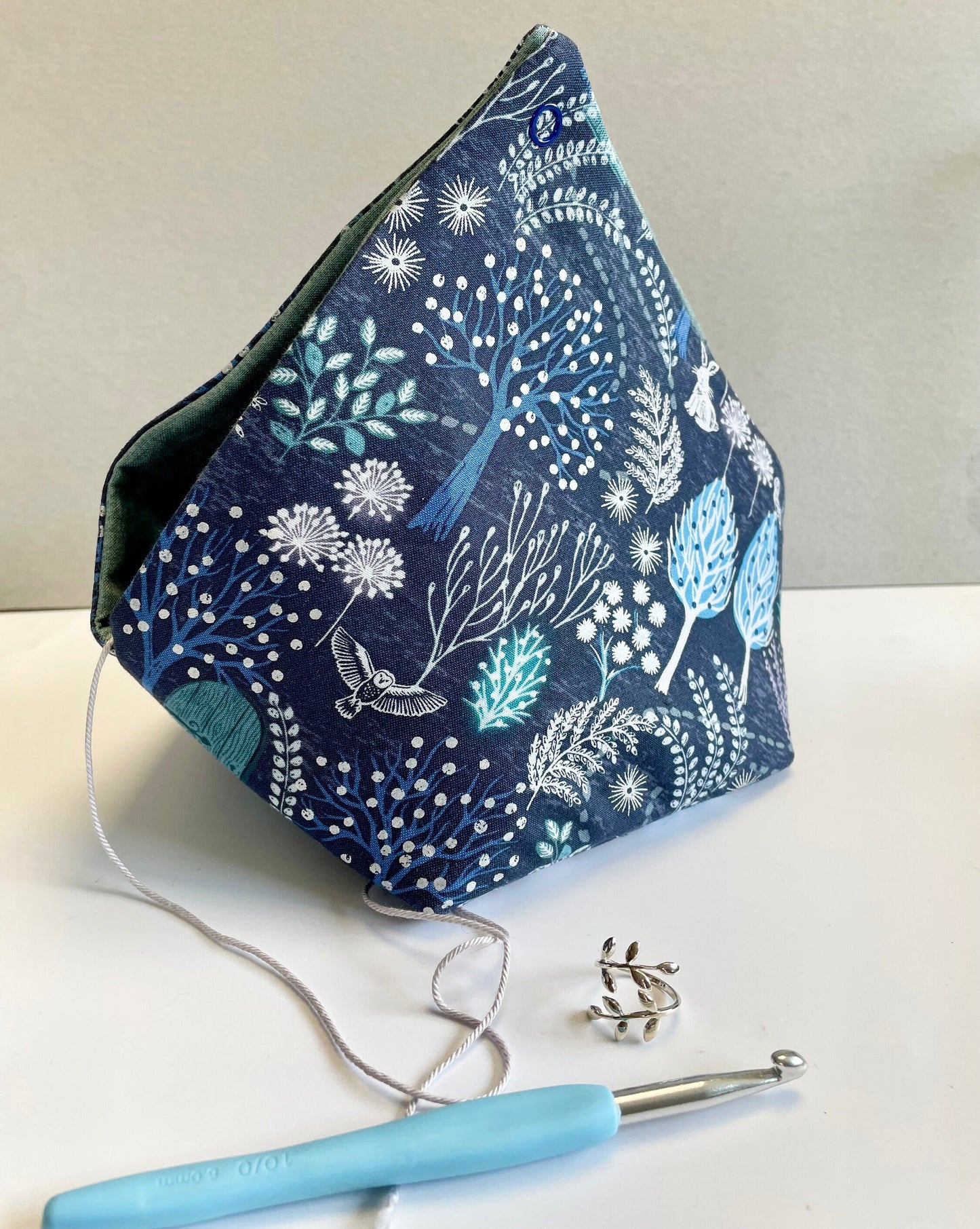 Secret Garden Bento Yarn Bag. Magical Garden design & coordinating lining. Crochet Knitting Yarn Holder. Handmade Gifting.
