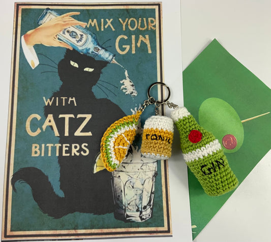 Gin & Tonic Crochet Keyring