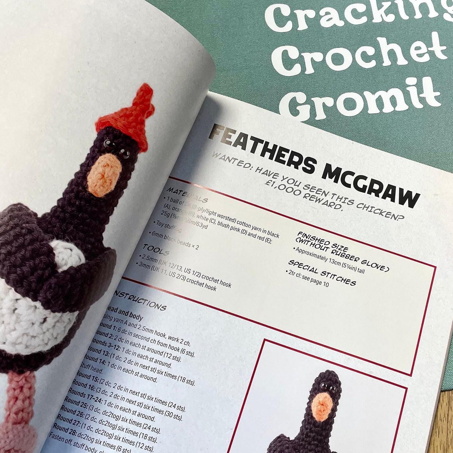Wallace & Gromit Cracking Crochet Kit. Book, Luxury Cotton Yarns, Hook and accessories in an Organic Cotton 'Cracking Crochet Gromit' Bag.