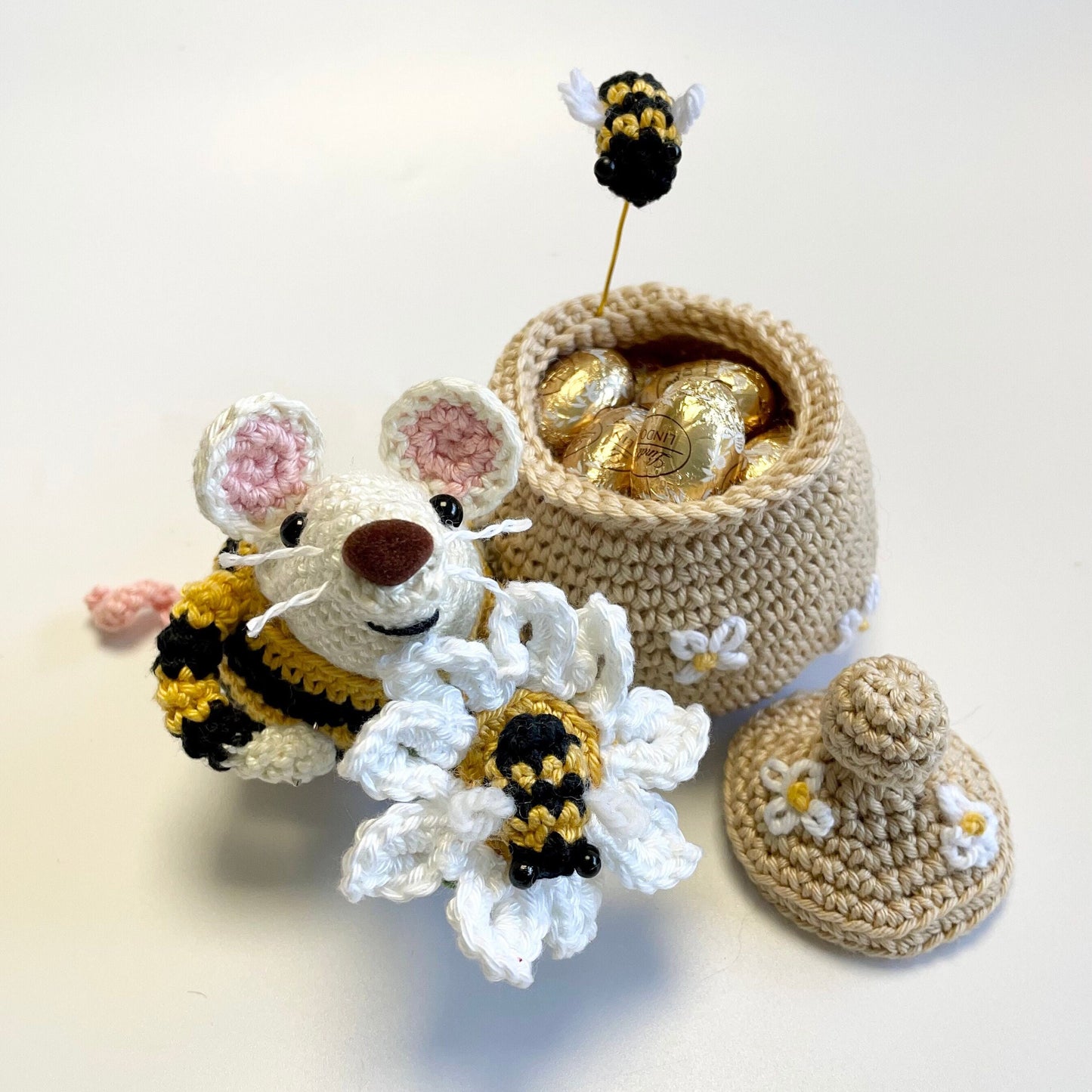 Boo, Honey Mouse Edition! Complete Amigurumi Crochet Kit featuring Boo, her Honey Pot, Daisy & Bees. Spring Gift!