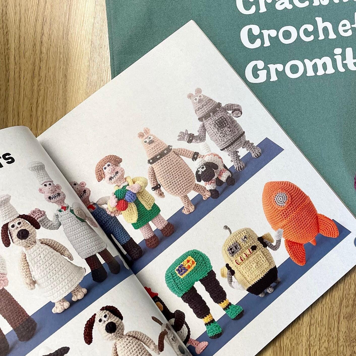 Wallace & Gromit Cracking Crochet Kit. Book, Luxury Cotton Yarns, Hook and accessories in an Organic Cotton 'Cracking Crochet Gromit' Bag.