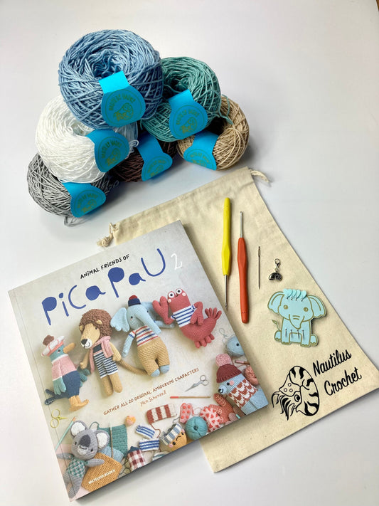 Animal Friends of Pica Pau 2 Crochet Book.