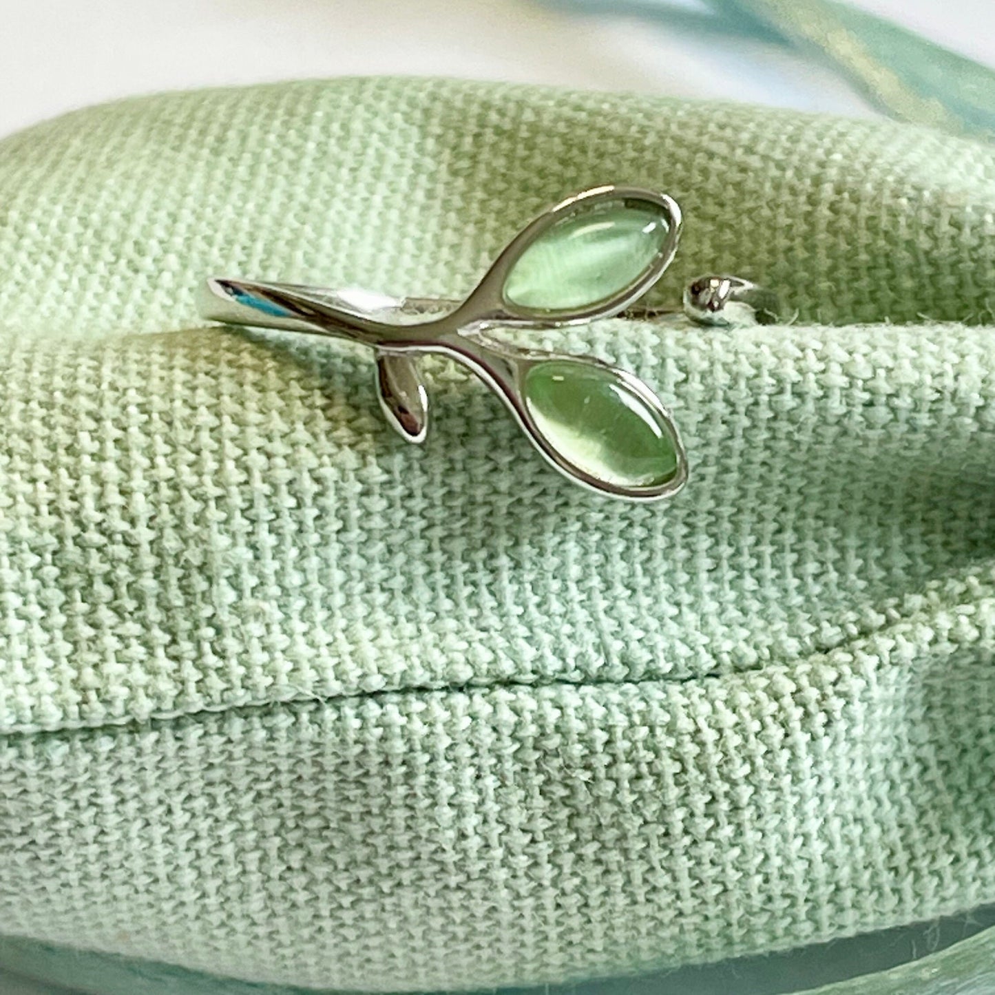 Leaf & Bud Crochet Ring.