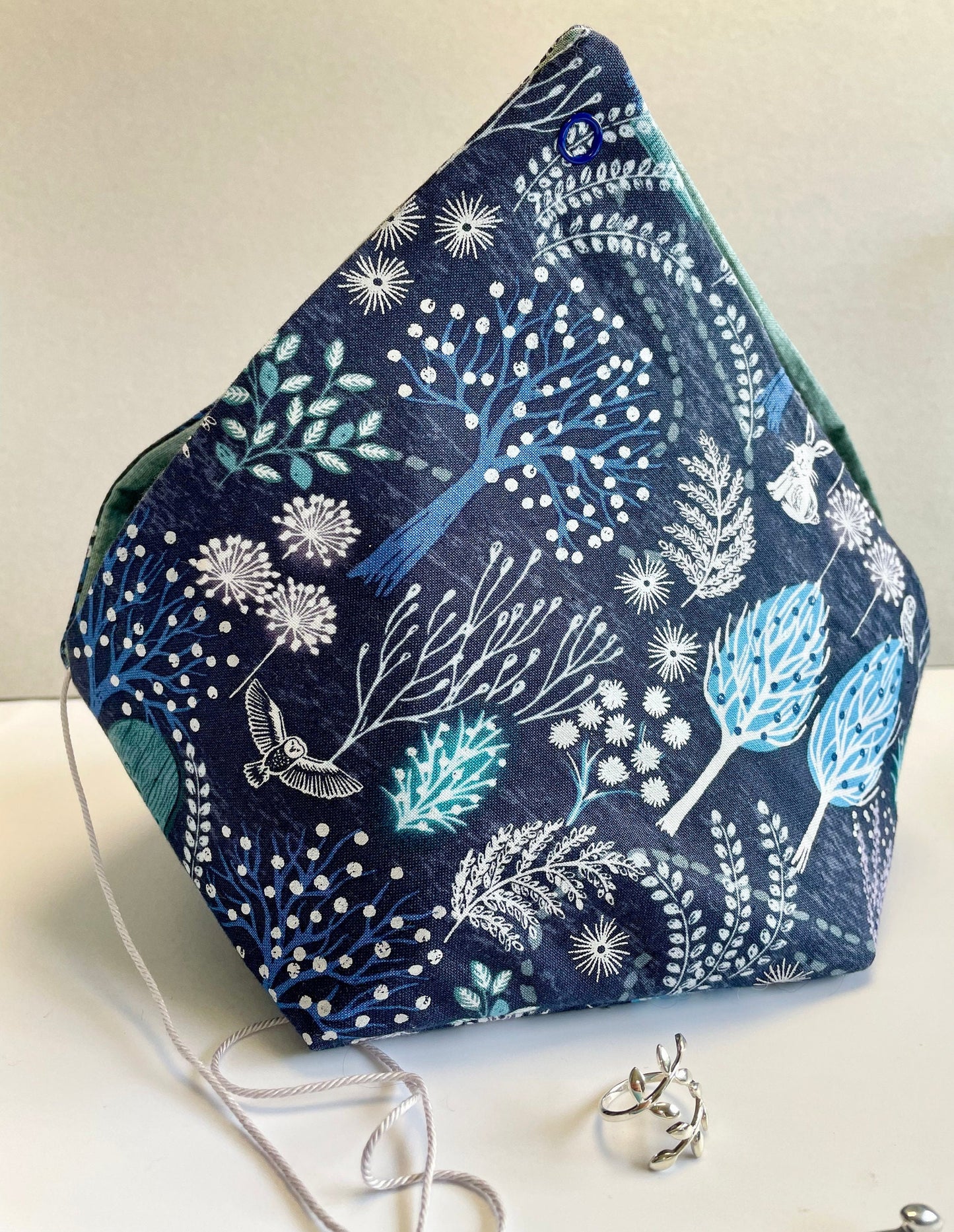 Secret Garden Bento Yarn Bag. Magical Garden design & coordinating lining. Crochet Knitting Yarn Holder. Handmade Gifting.