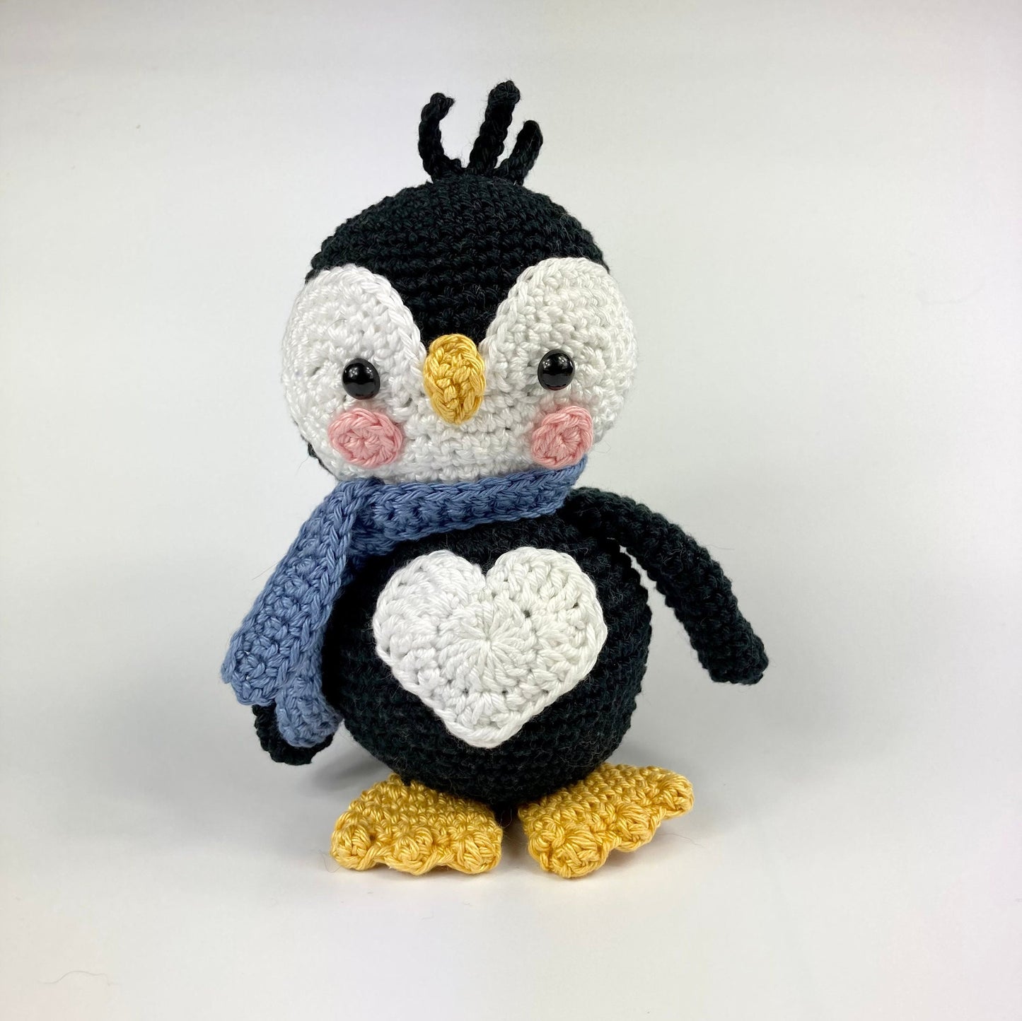 Penguin Paulo Crochet Kit. Full kit - luxury British yarn, step by step instructions, a penguin stitch marker, button badge & accessories.