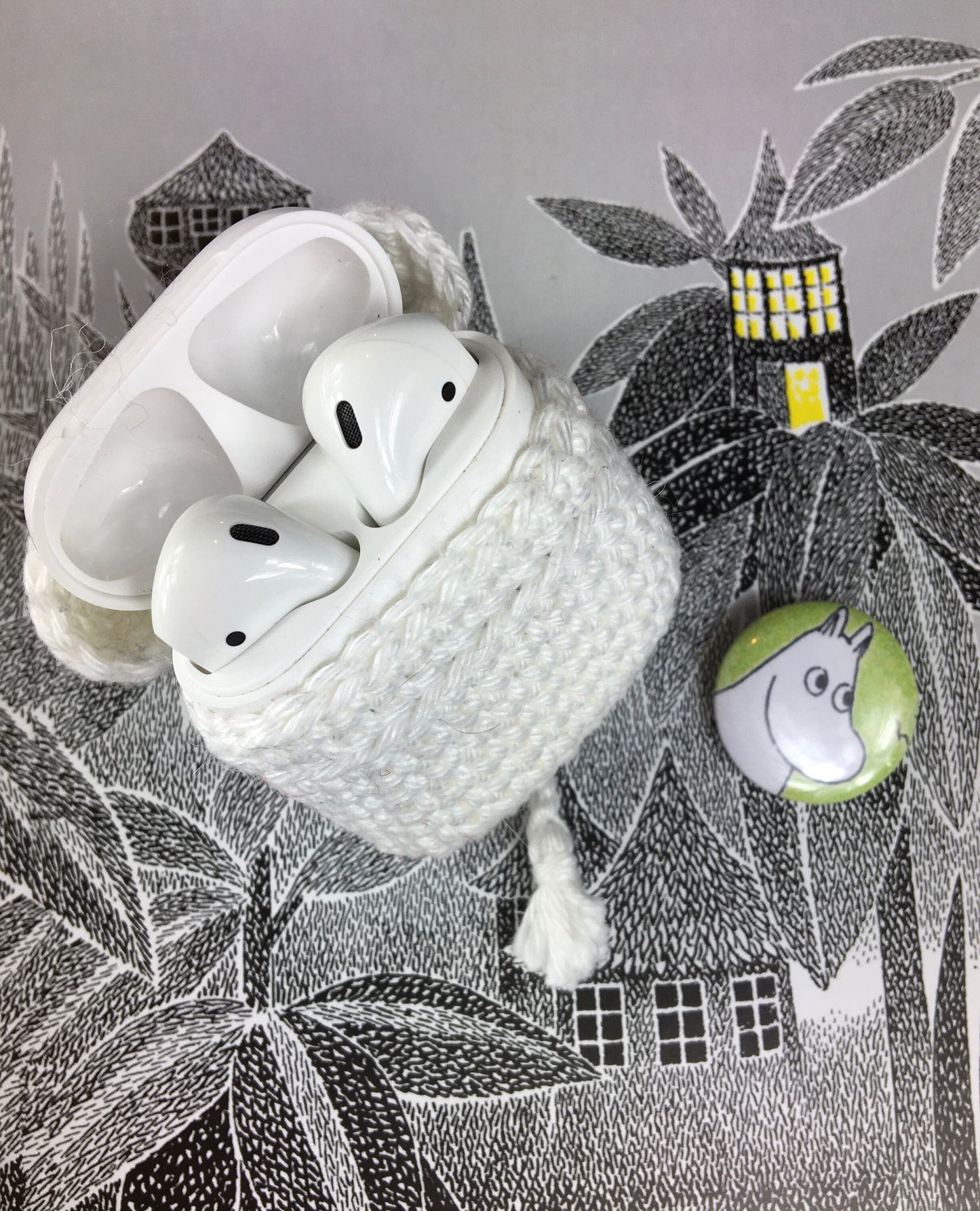 Moomin AirPods Case Crochet Kit. Including full instructions, luxury yarns and accessories.