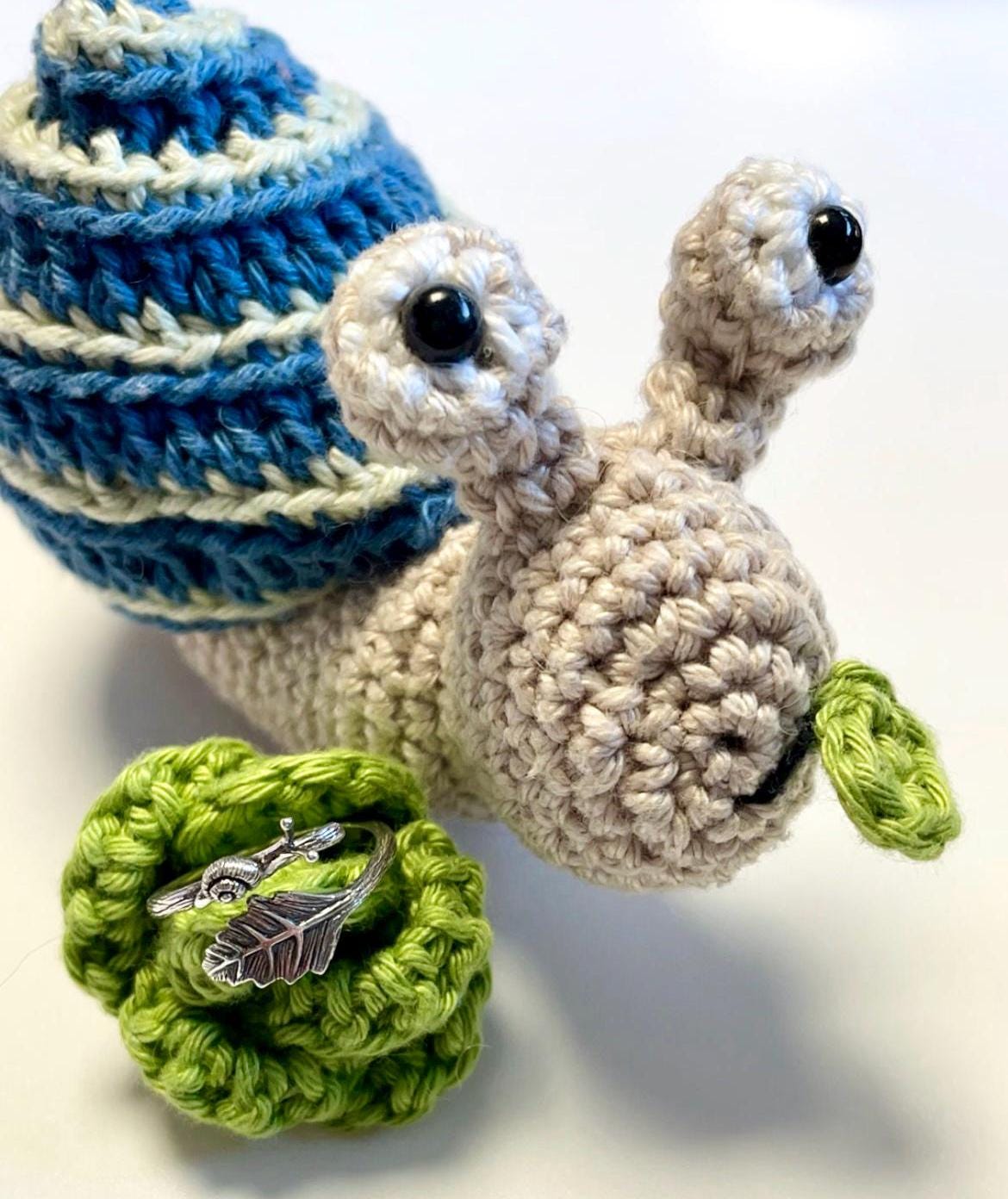 Snail & Leaf Crochet Ring