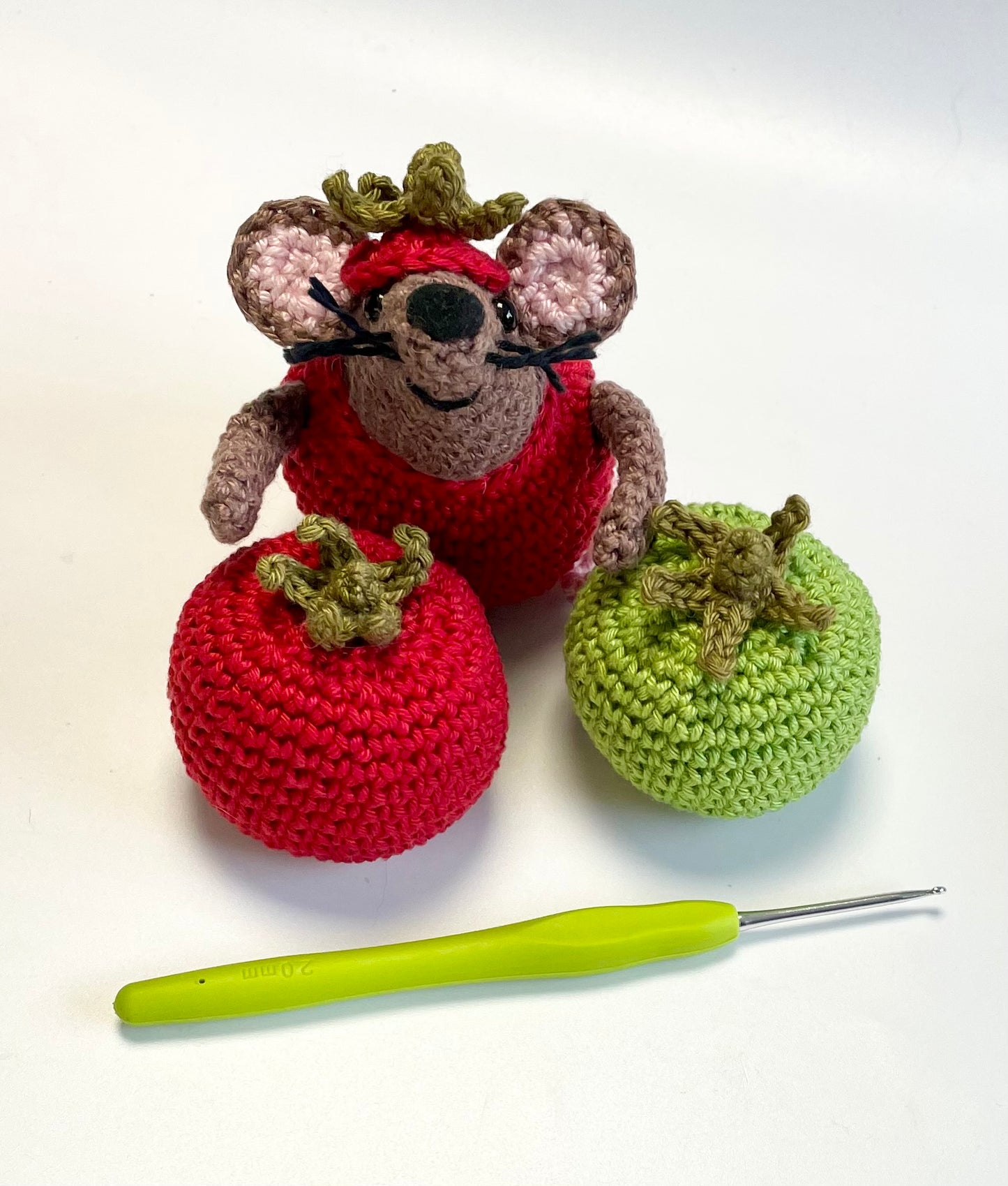 Rollo, Tomato Mouse! Complete Amigurumi Crochet Kit for beginners up. Featuring luxury British yarns.