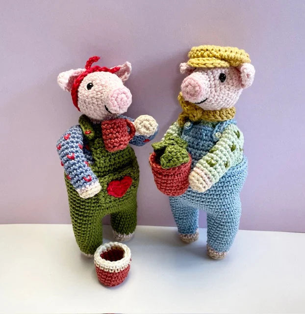 Flo The Potter! Pig Amigurumi Crochet Kit featuring Flo, A gorgeous dungaree clad pig with a passion for Pottery!