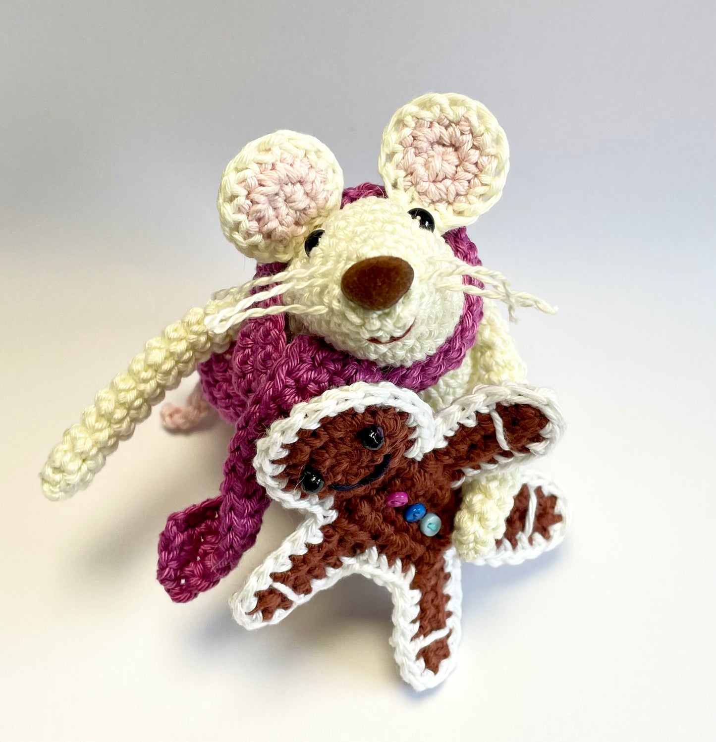 Lola Mouse and Gingerbread Man.