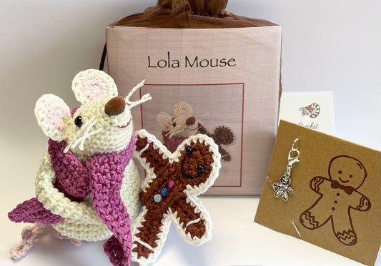 Lola Mouse and Gingerbread Man.