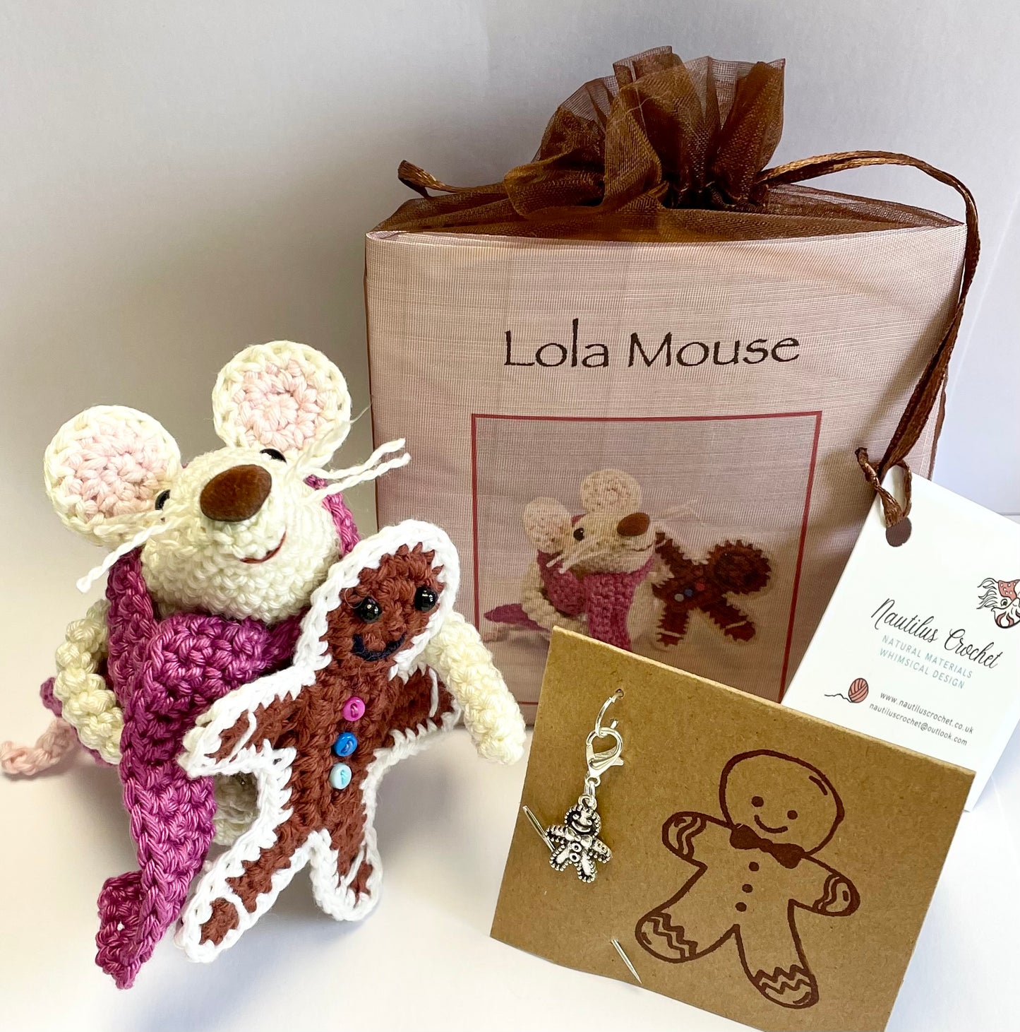 Lola Mouse and Gingerbread Man.