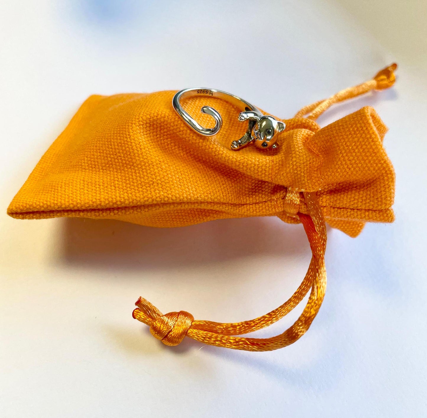 Cat Crochet Ring.
