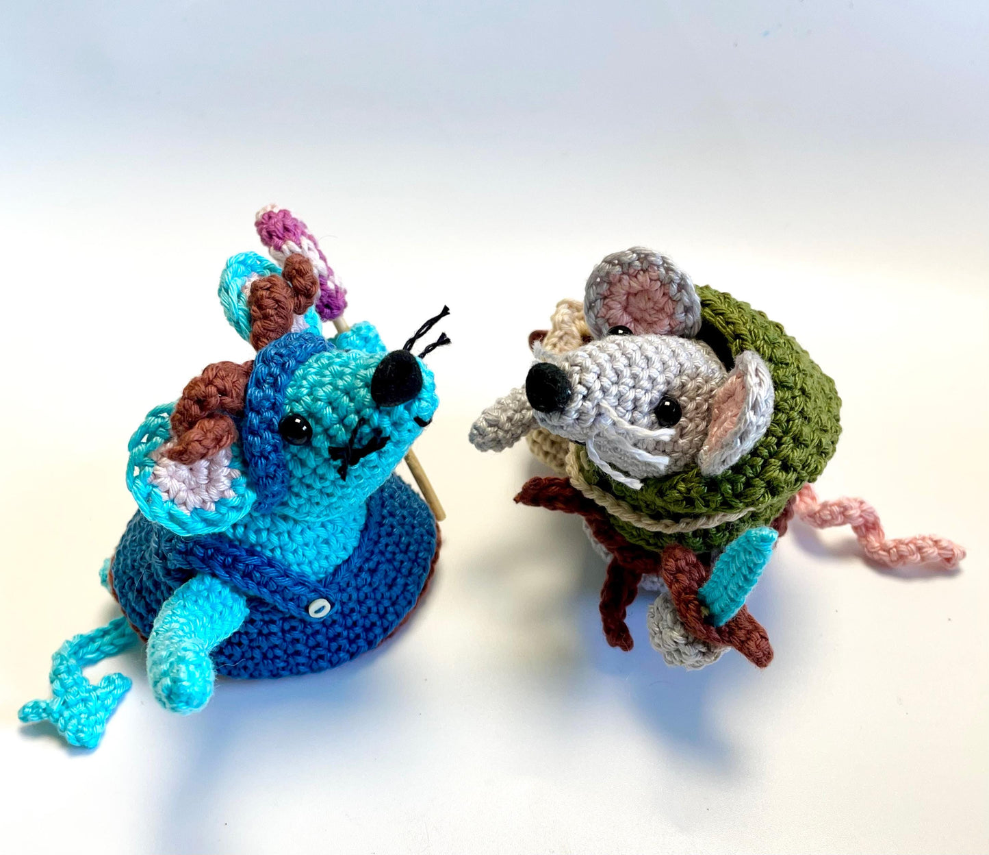 Bill the Hobbit Mouse Crochet Kit. Complete Kit with Full Step by Step Instructions & Luxury Natural Yarns. Ren Faire Mouse!
