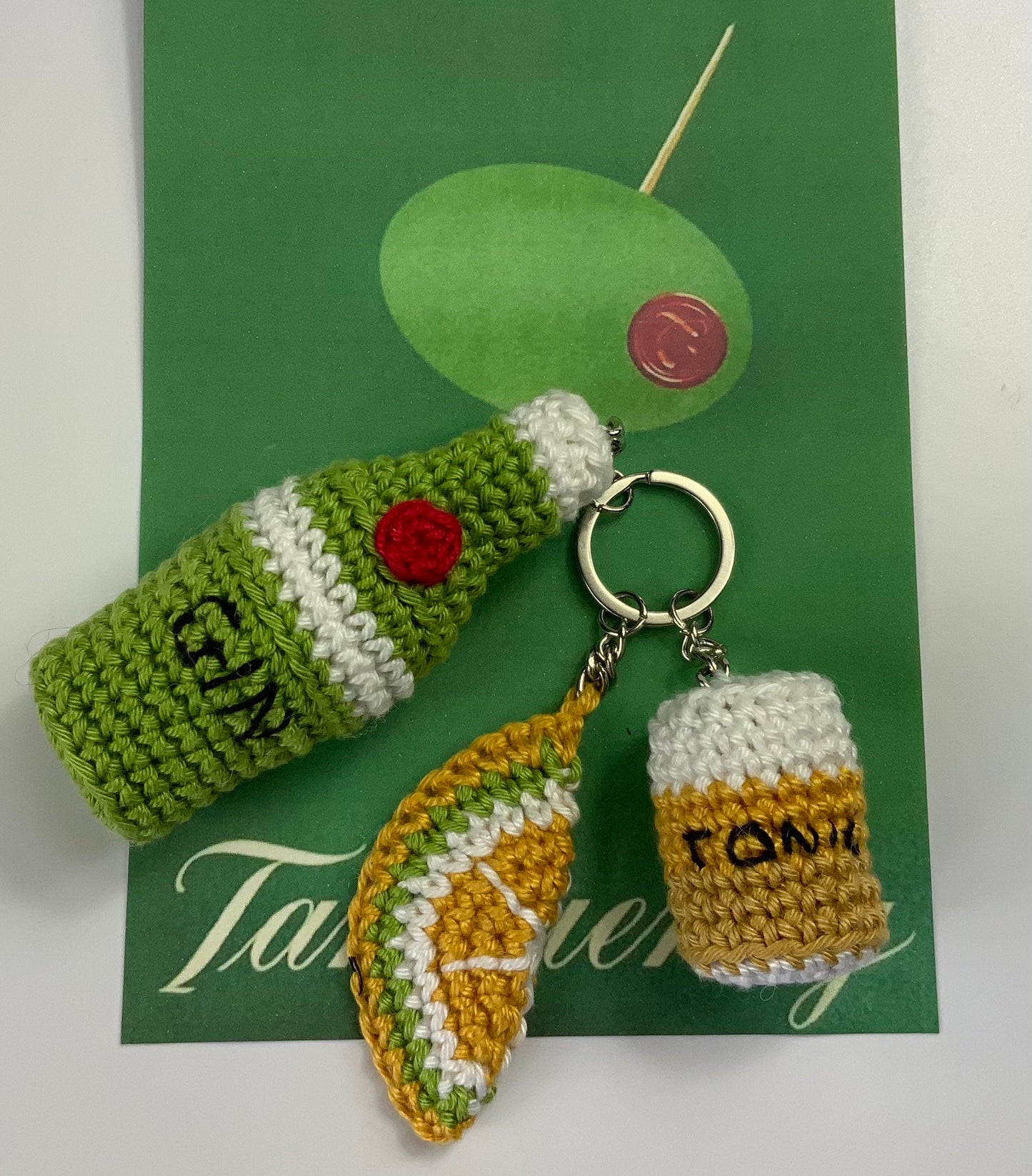 GIN & TONIC inspired keyring! Gin, Tonic and a Slice! Full kit with luxury British yarns.
