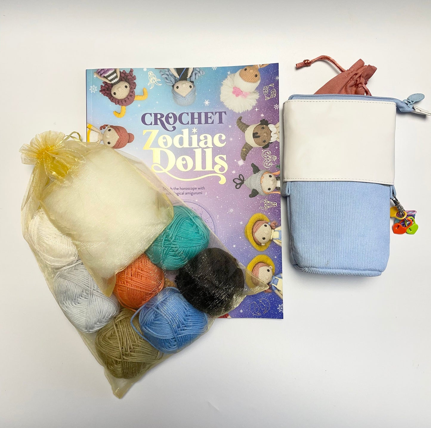 Zodiac Crochet Kit. A Gorgeous Kit for Beginners Upwards! Includes UK Yarns, Book, 9 Crochet Hooks & Telescopic Case plus Cute Accessories.