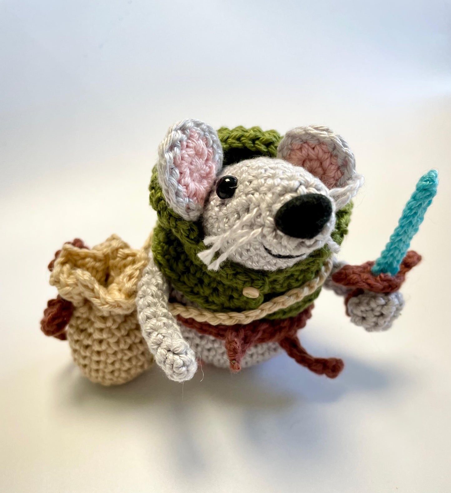 Bill the Hobbit Mouse Crochet Kit. Complete Kit with Full Step by Step Instructions & Luxury Natural Yarns. Ren Faire Mouse!
