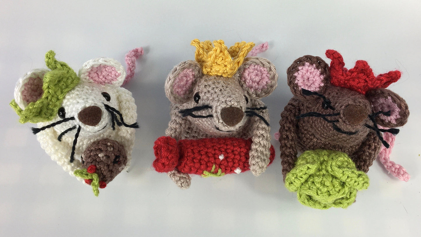 Christmas Mouse Crochet Kit - Rolo & Sprouts!  Complete Amigurumi Crochet Kit with luxury natural yarns.