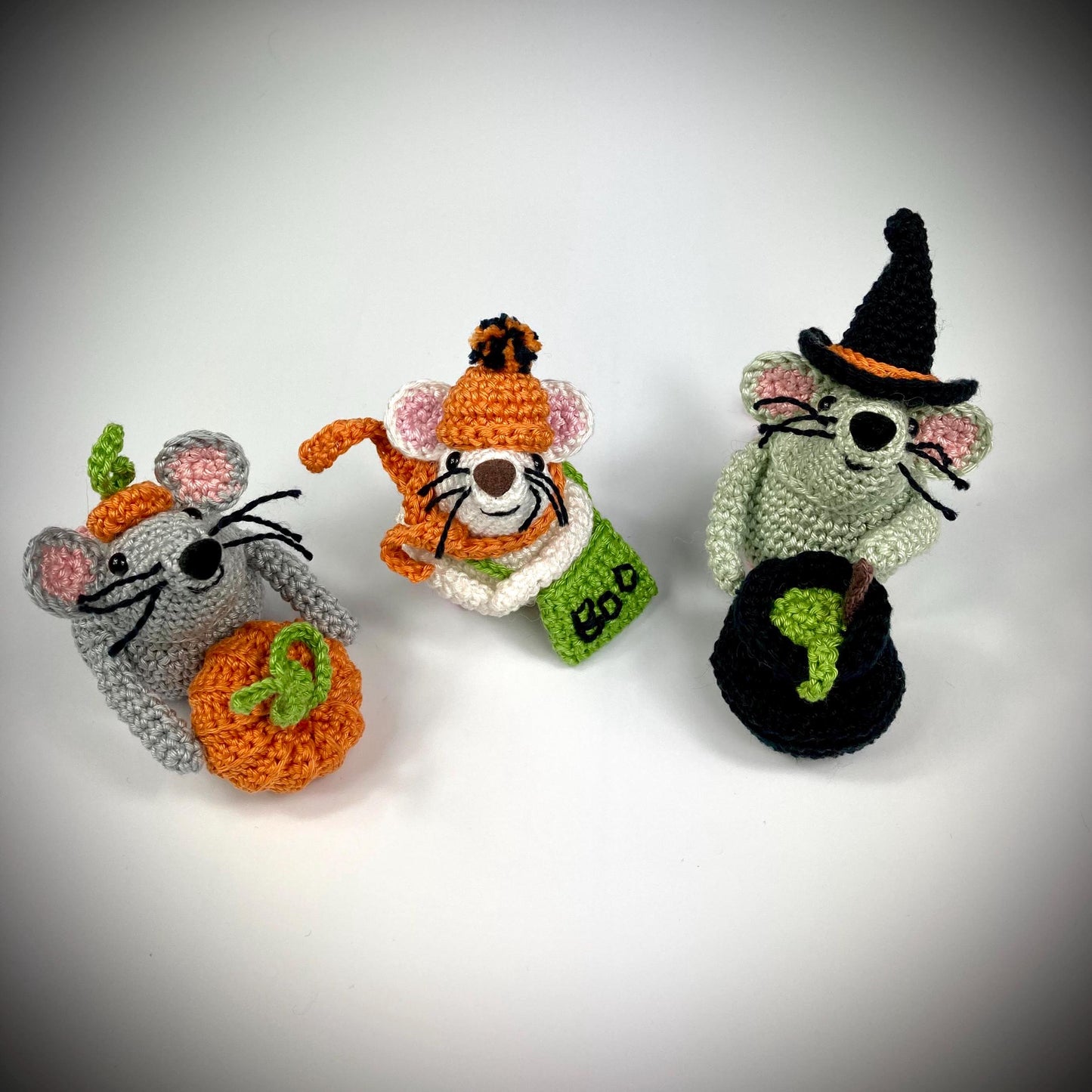 Witch Mouse Crochet Kit. Meet 'Bubble'! Complete Kit with luxury natural yarns, cute cauldron stitch marker & accessories.