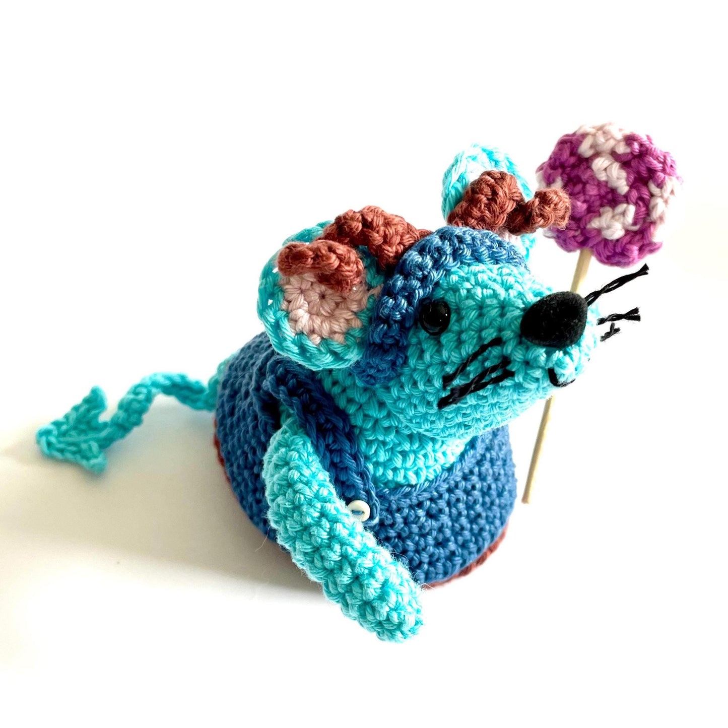 Critical Role Jester Mouse Crochet Kit.  Complete Kit with Full Step by Step Instructions & Luxury Natural Yarns. Ren Faire Mouse!
