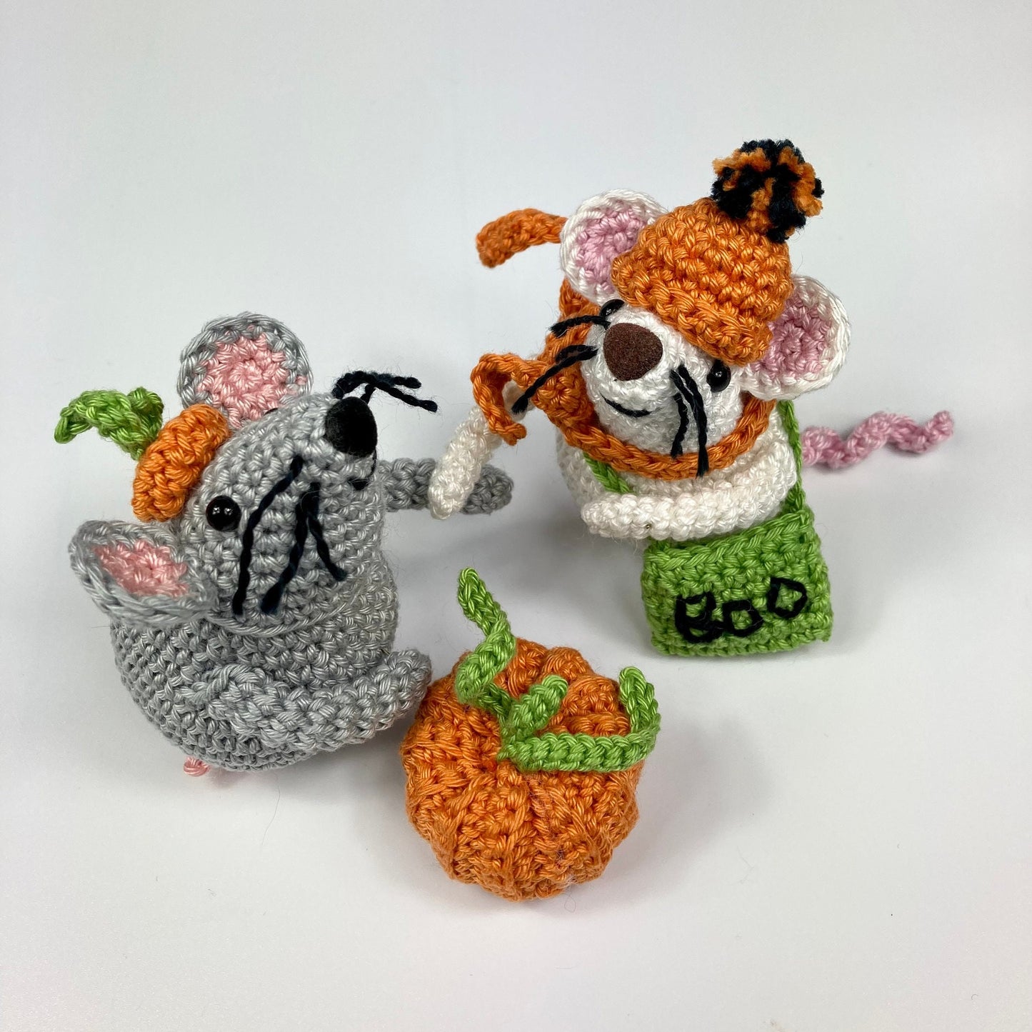 Halloween Mouse & Pumpkin Crochet Kit. Meet 'Tucker'! Complete Kit with luxury natural yarns, cute pumpkin stitch marker, accessories.