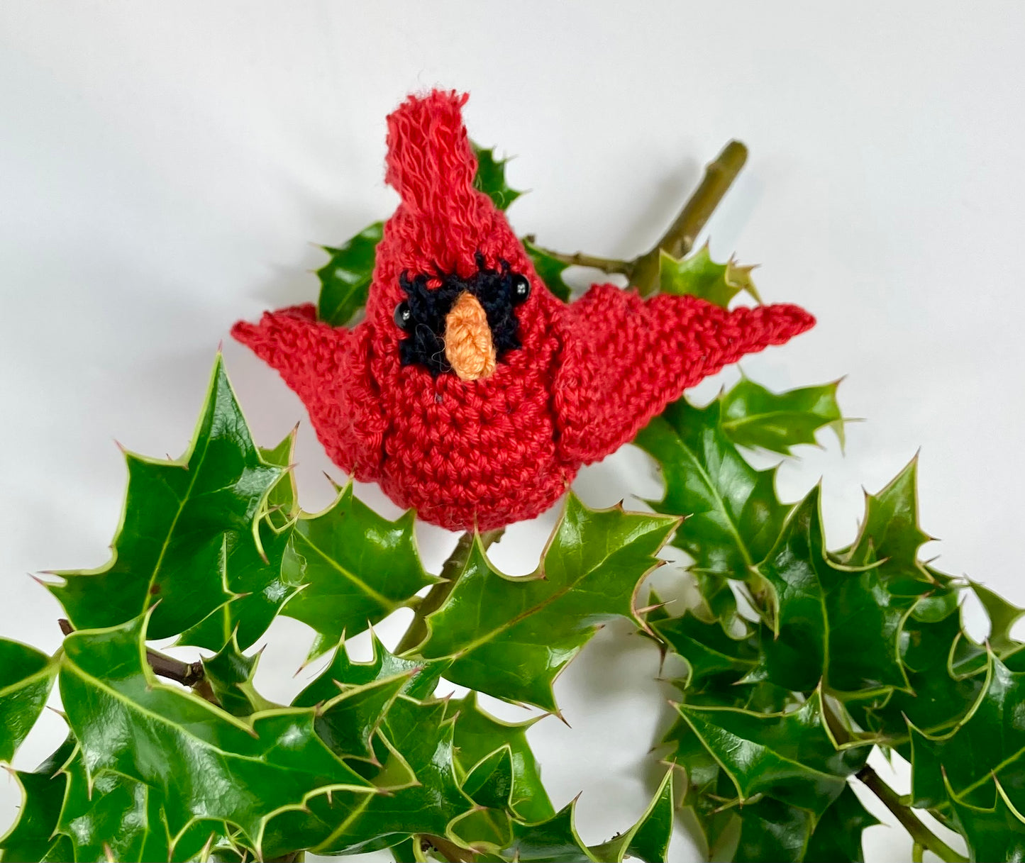 Cardinal Crochet Pattern. A Digital Download Pattern with step by step instructions & photo aids.