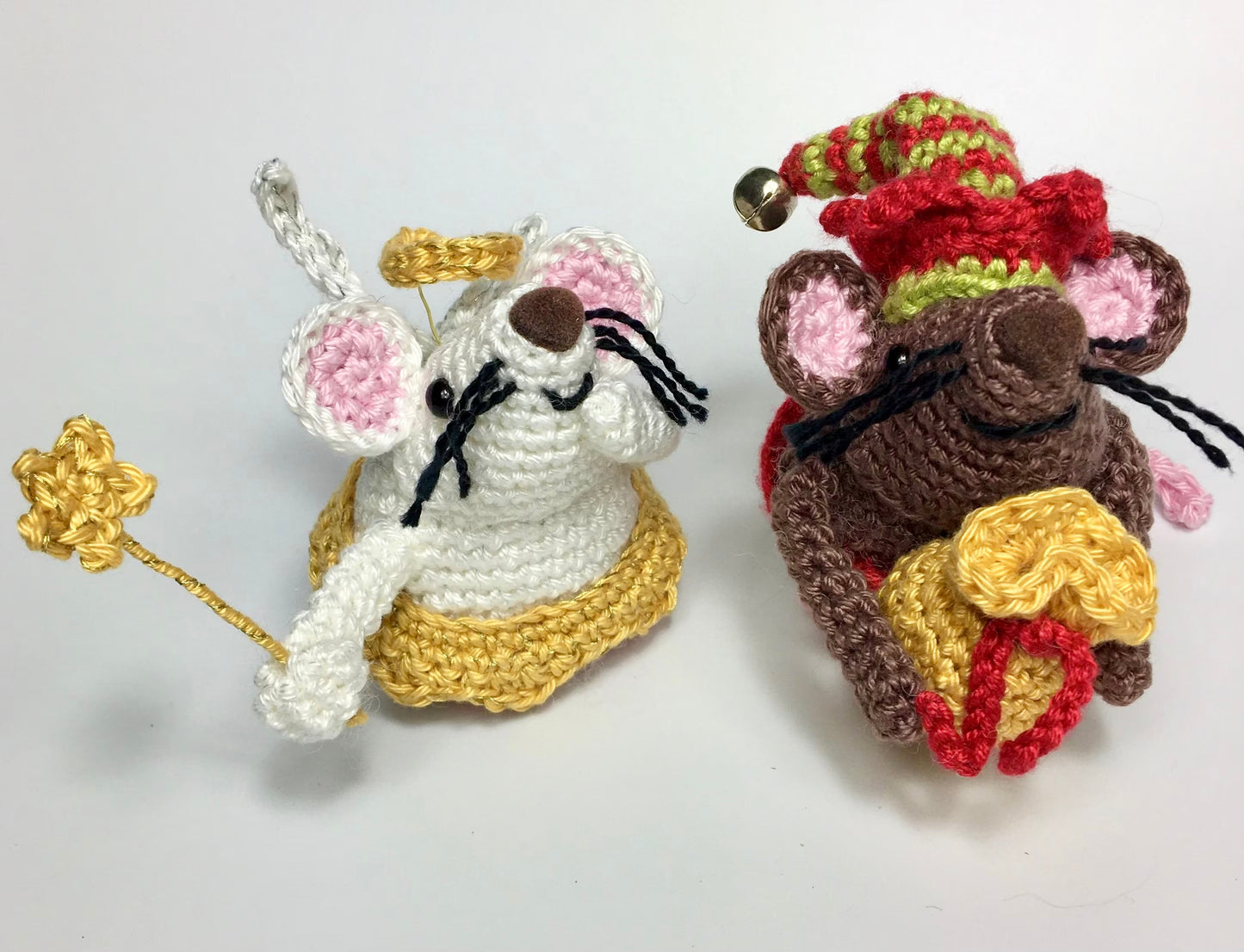 Festive Mouse - Elfie! Complete Amigurumi Crochet Kit with luxury natural yarns.