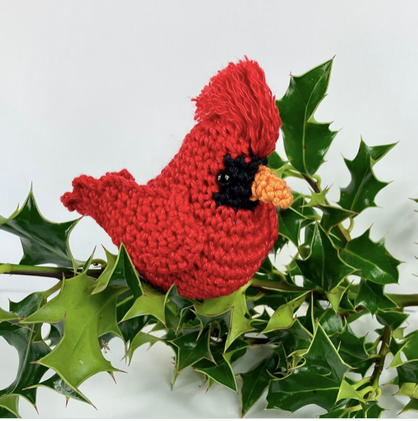 Cardinal Crochet Pattern. A Digital Download Pattern with step by step instructions & photo aids.