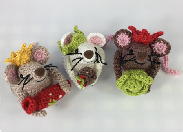 Christmas Cracker Mouse - ‘Chester’!