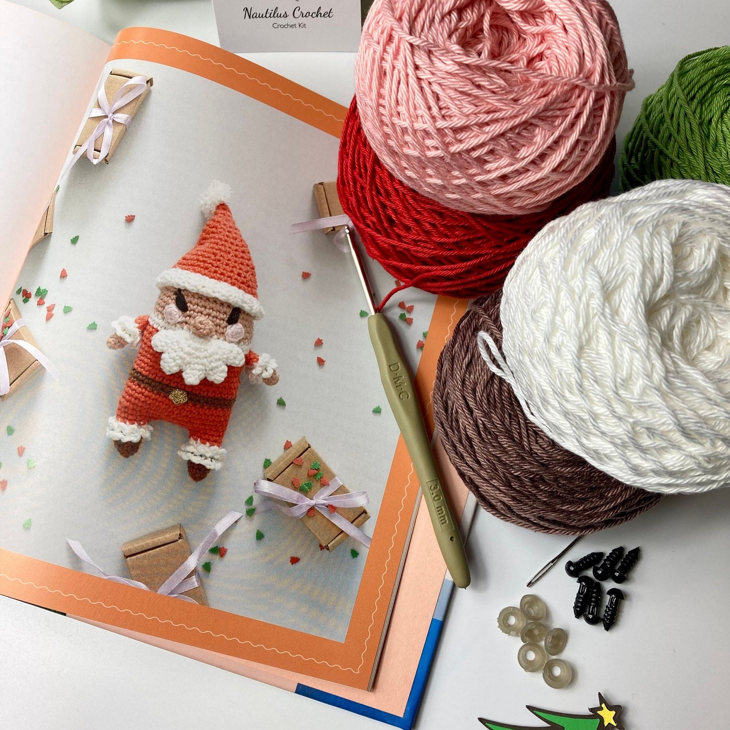 Christmas Crochet Kit. Everything you need to make fabulous decs, presents & ornaments for the festive season, Even Crocheted Crackers!